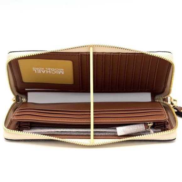 Michael Kors Large Continental Wallet Wristlet Vanilla/Brown - Picture 7 of 9